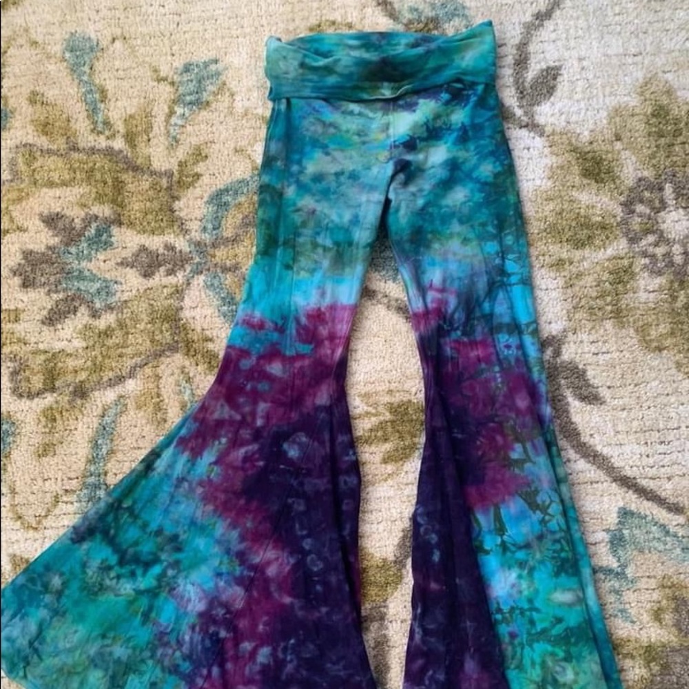 Thetyingalchemist x Gratefullythreaded Mermaid Bells